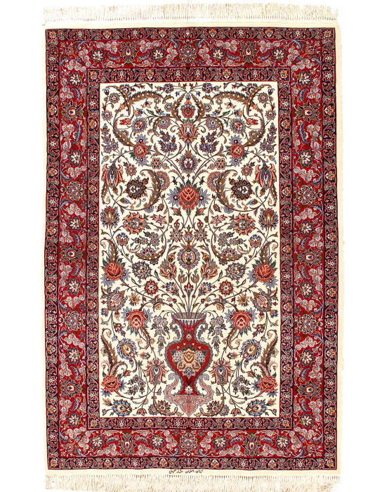 Fine Hand knotted Persian silk & wool Isfahan rug 4'4'' X 6'5''