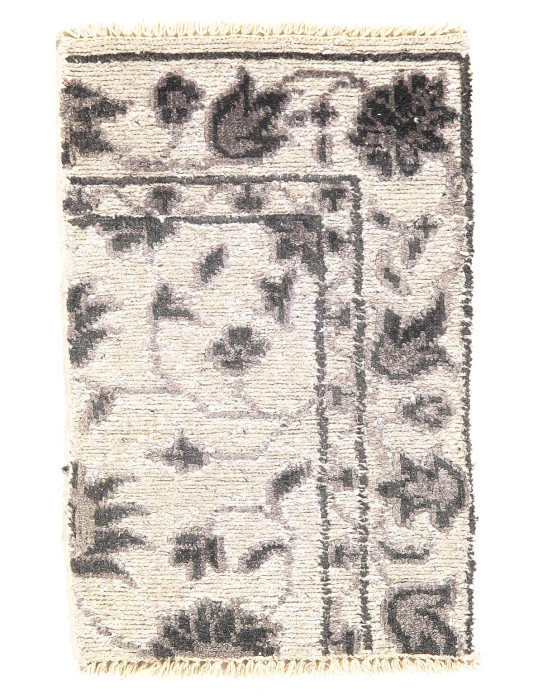 Handmade sample Rug 1'3"X 1'9"